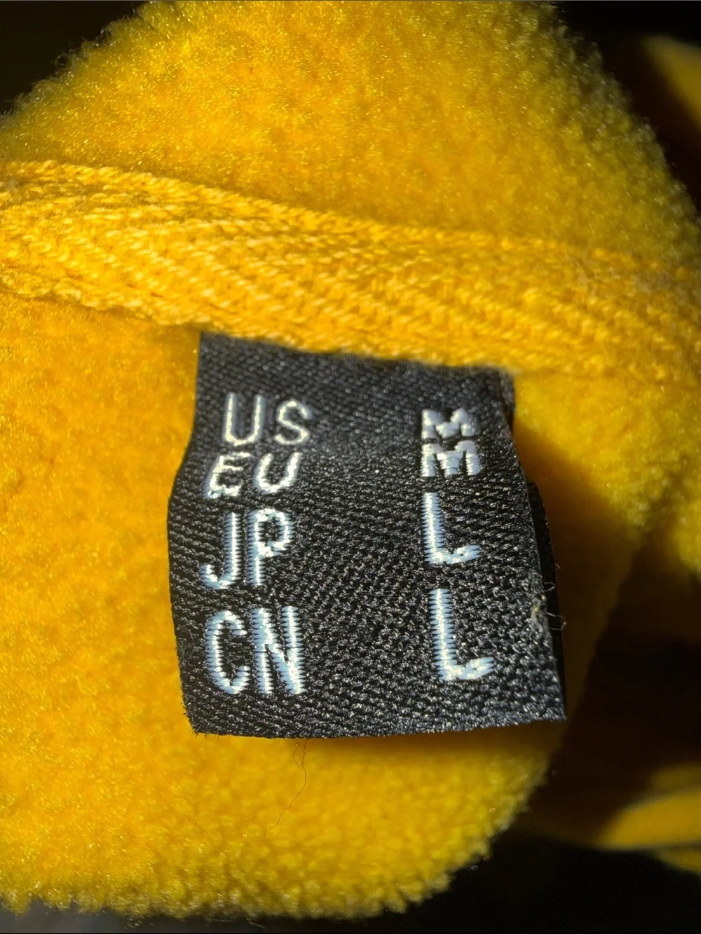 N/A men yellow